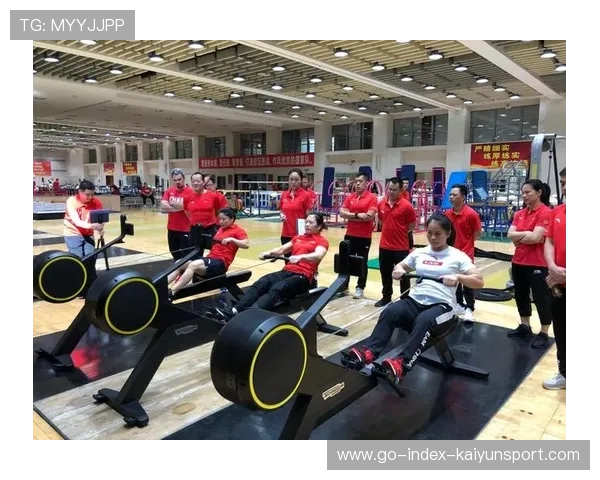 举重训练营与高校共建体能科研实验室,举重运动员体能训练与实践